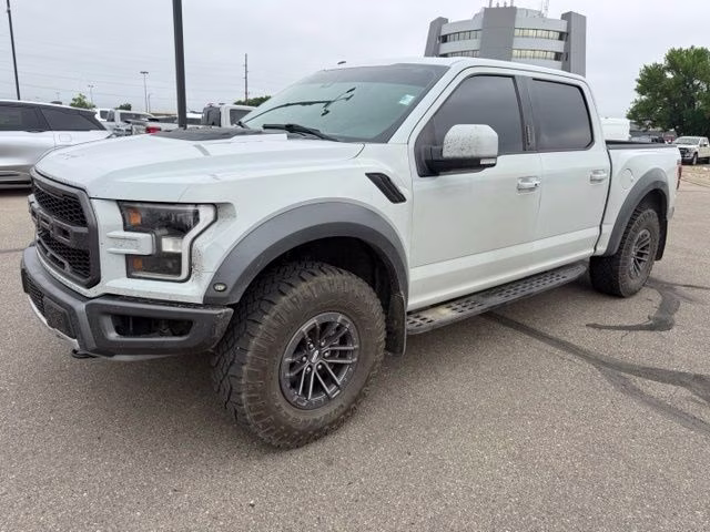 2017 Avalanche Ford F-150 Raptor 4X4 Truck
