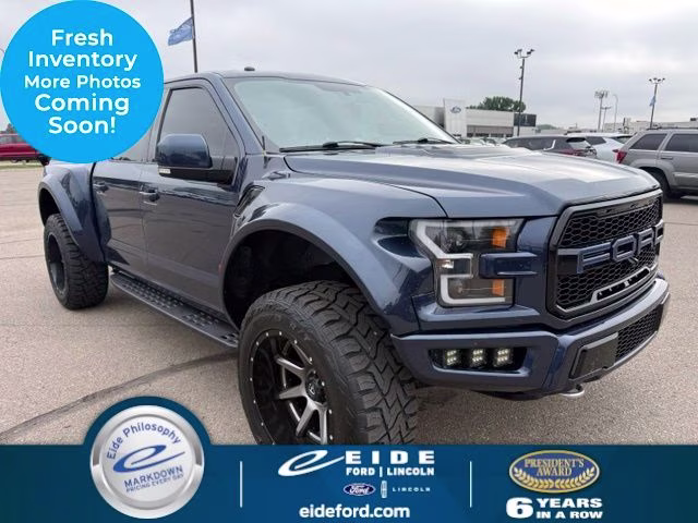 2016 Blue Ford F-150 Lariat 4X4 Truck