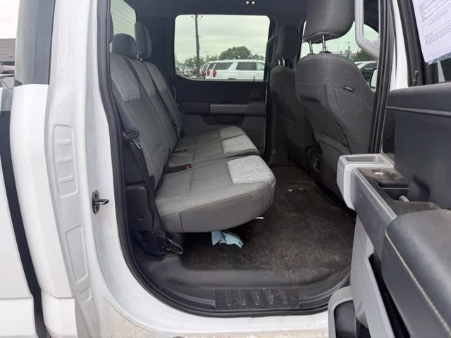 2023 Oxford White Ford F-150 XLT 4X4 Truck