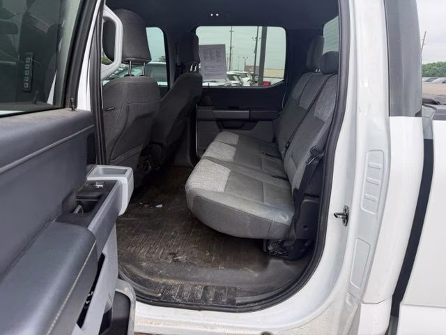 2023 Oxford White Ford F-150 XLT 4X4 Truck
