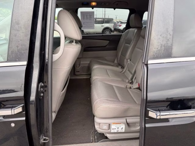 2012 Black Honda Odyssey EX-L FWD Van