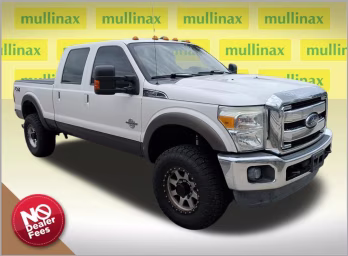 2016 White Platinum Metallic Tri-Coat Ford Super Duty F-250 SRW Lariat 4X4 Truck