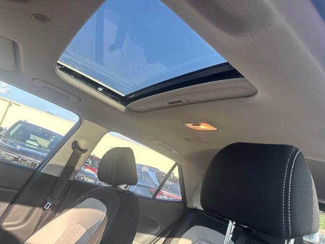 2023 Blue Metallic Hyundai Venue SEL FWD SUV