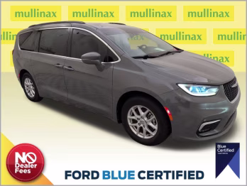 2022 Ceramic Gray Clearcoat Chrysler Pacifica Touring L FWD Van