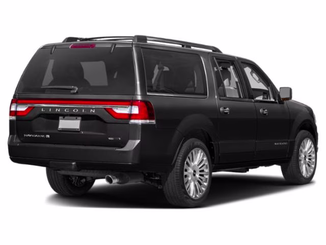 2015 Tuxedo Black Metallic Lincoln Navigator L Base 4X4 SUV