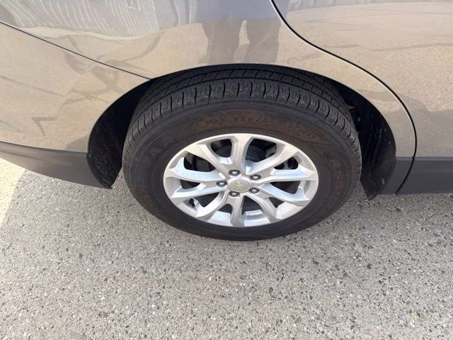 2019 Pepperdust Metallic Chevrolet Equinox LT AWD SUV