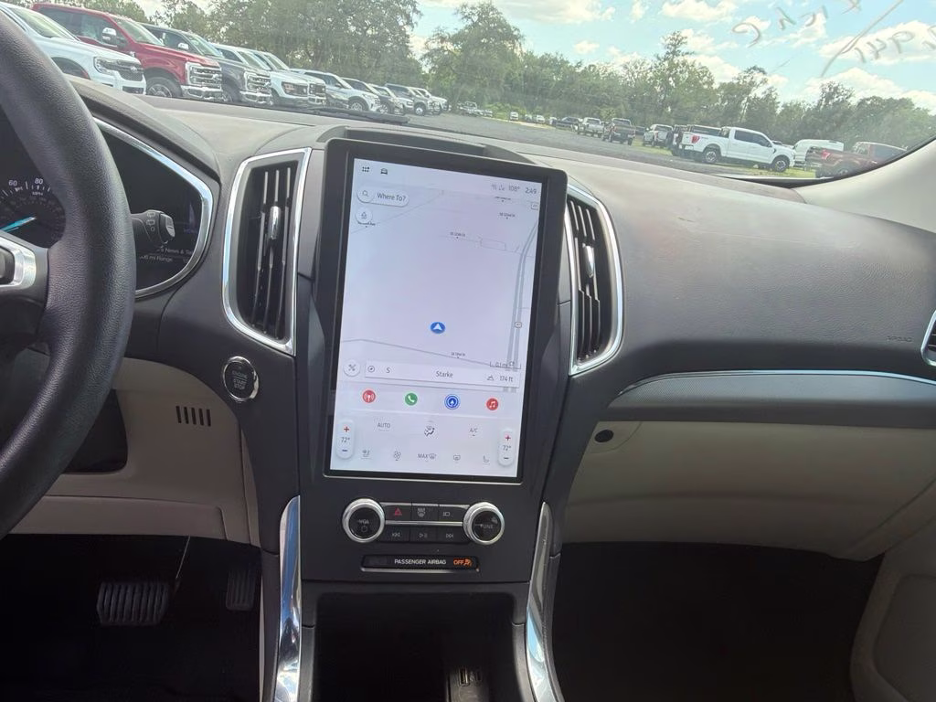 2021 White Metallic Ford Edge Titanium FWD SUV