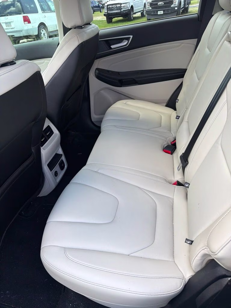2021 White Metallic Ford Edge Titanium FWD SUV