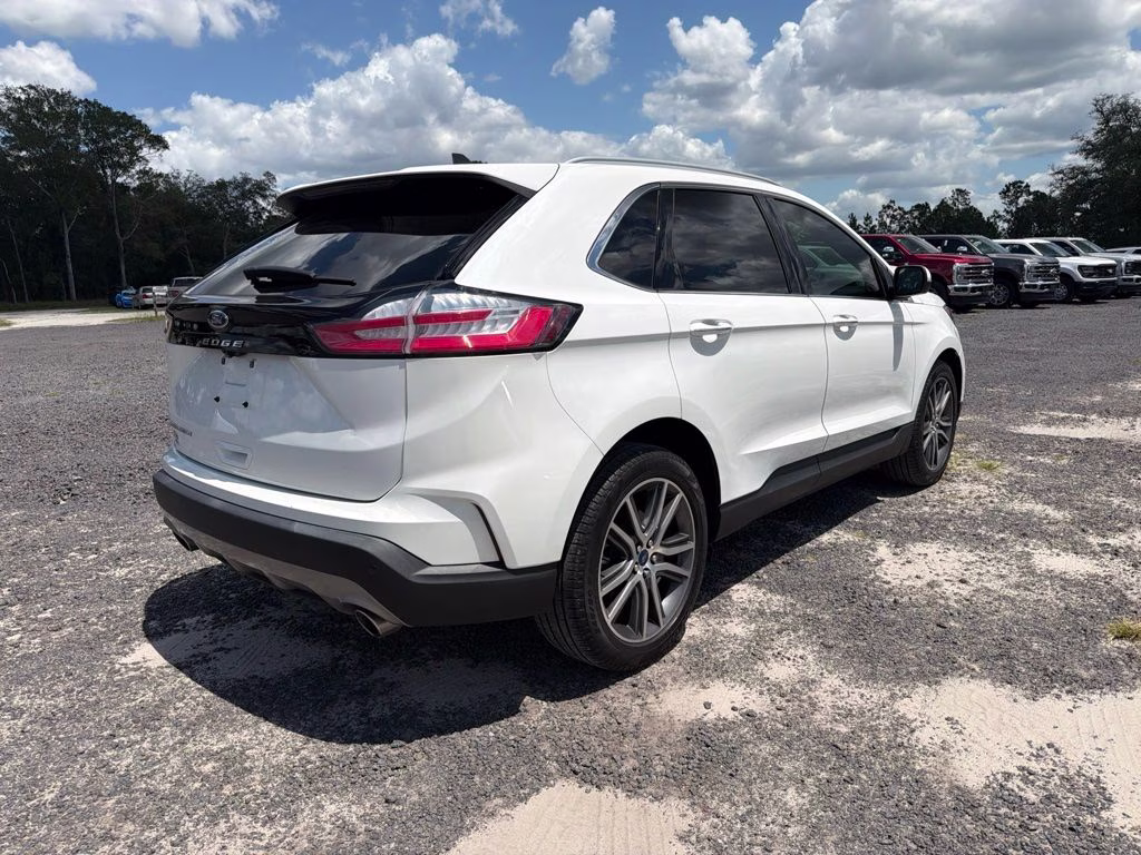 2021 White Metallic Ford Edge Titanium FWD SUV