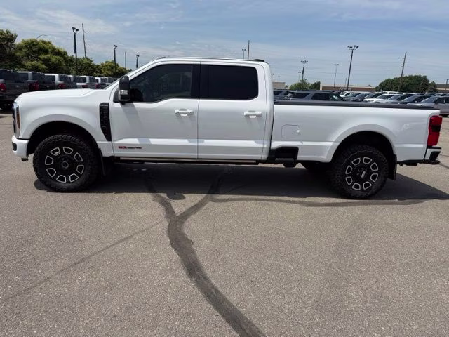 2025 Star White Metallic TC Ford Super Duty F-350 SRW Platinum 4X4 Truck