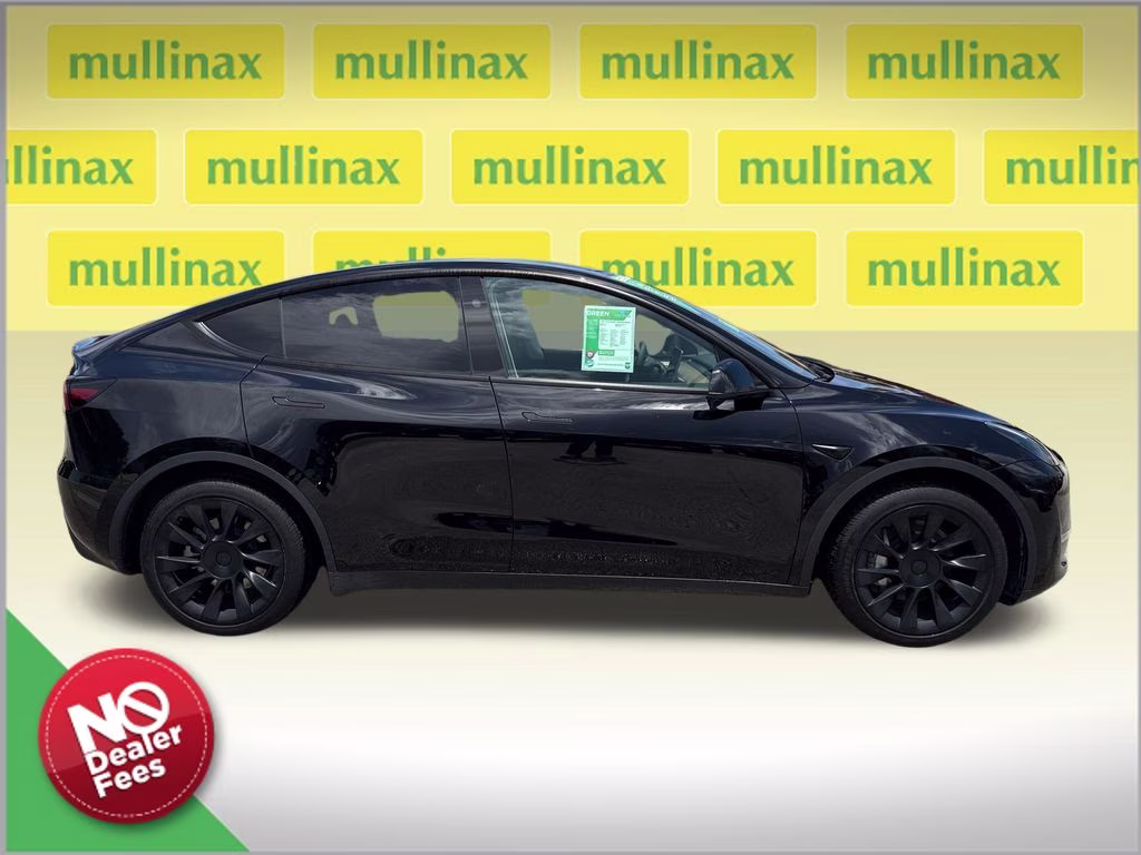 Used 2023 Tesla Model Y Base with VIN 7SAYGDED0PF943201 for sale in Apopka, FL
