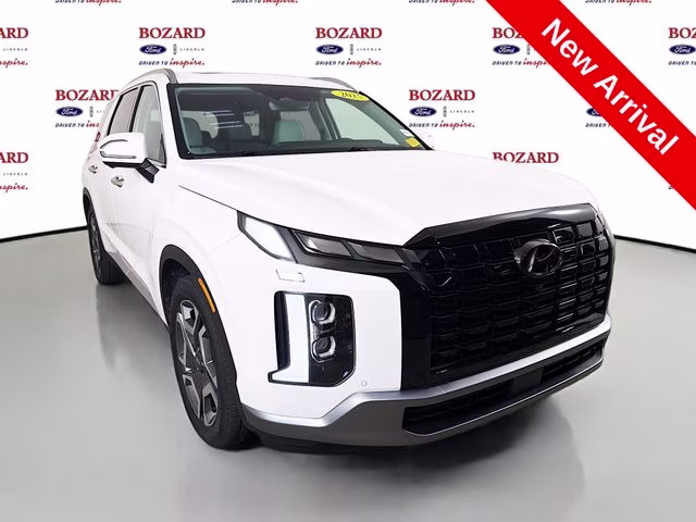 2025 White Hyundai Palisade SEL Premium 7 Passenger FWD SUV