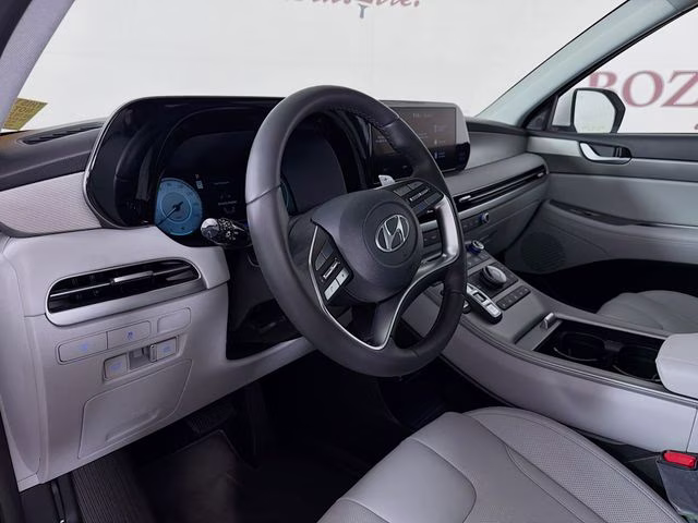 2025 White Hyundai Palisade SEL Premium 7 Passenger FWD SUV