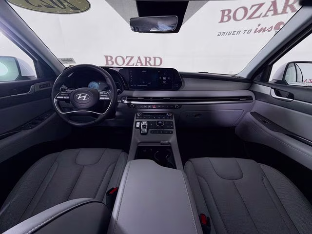 2025 White Hyundai Palisade SEL Premium 7 Passenger FWD SUV