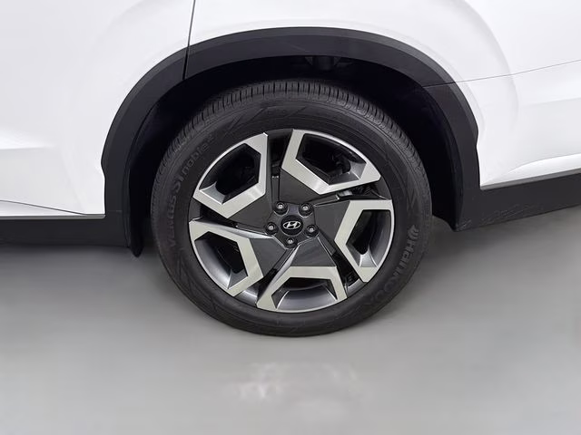 2025 White Hyundai Palisade SEL Premium 7 Passenger FWD SUV