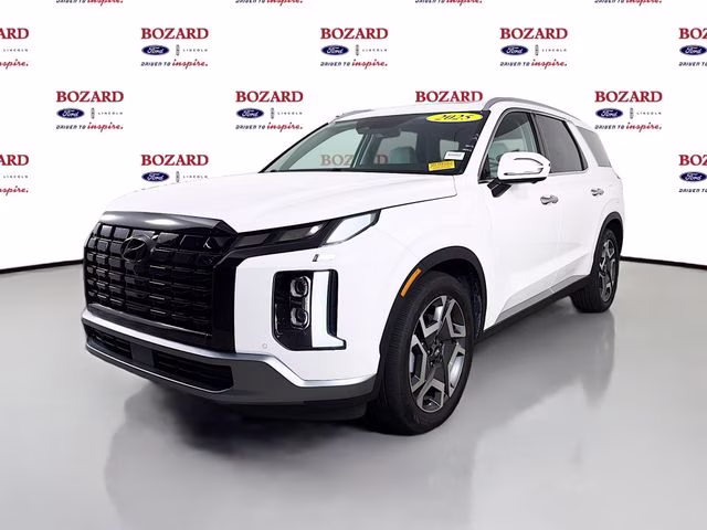 2025 White Hyundai Palisade SEL Premium 7 Passenger FWD SUV