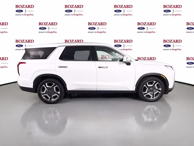 2025 White Hyundai Palisade SEL Premium 7 Passenger FWD SUV