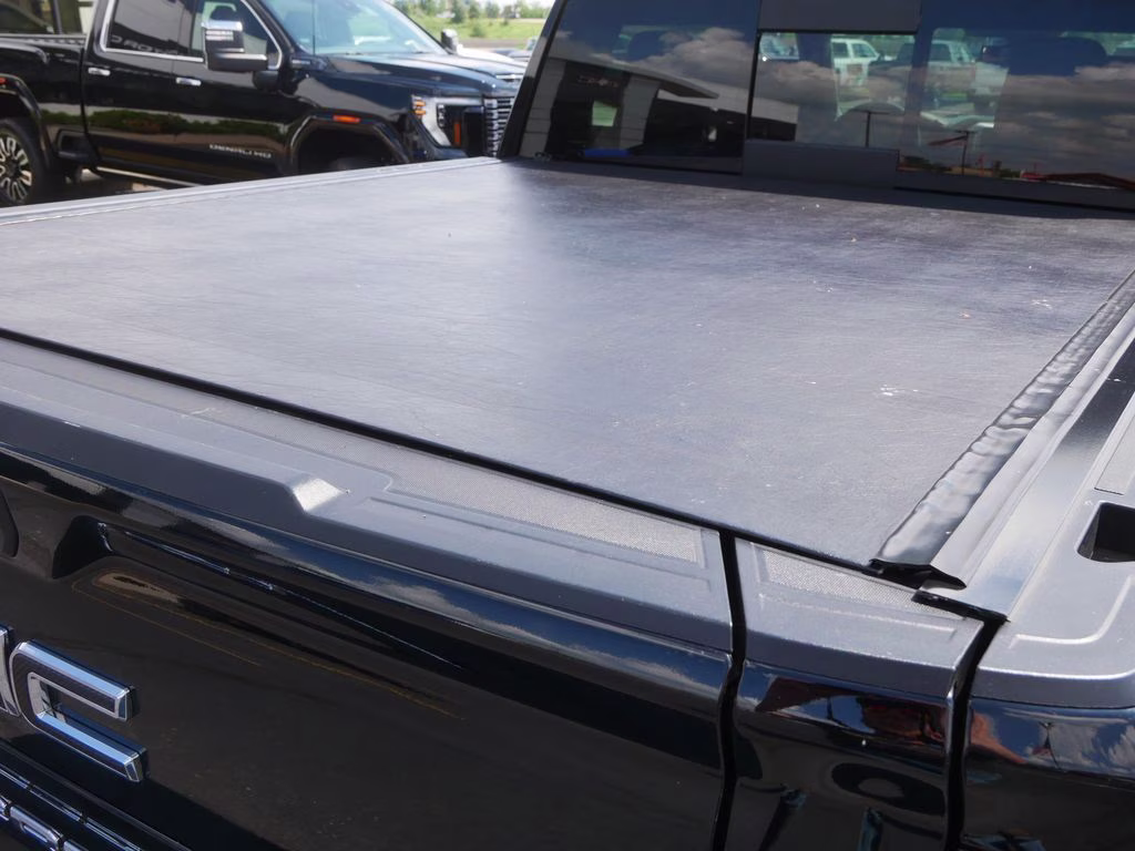 2021 Onyx Black GMC Sierra 1500 SLT 4X4 Truck