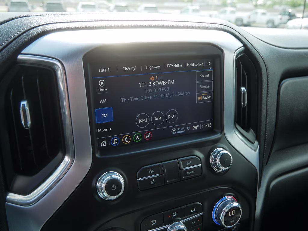 2021 Onyx Black GMC Sierra 1500 SLT 4X4 Truck
