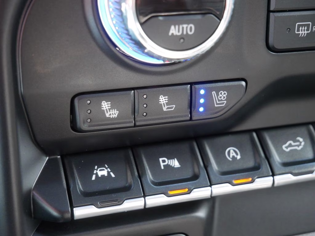 2021 Onyx Black GMC Sierra 1500 SLT 4X4 Truck