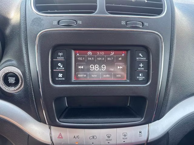 2018 Pitch Black Clearcoat Dodge Journey SE FWD SUV