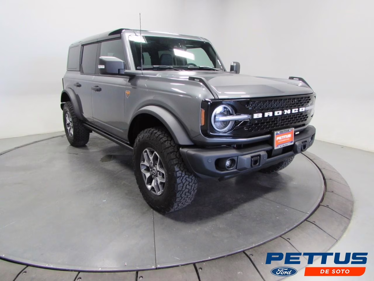 2025 Carbonized Gray Metallic Ford Bronco Badlands 4X4 SUV