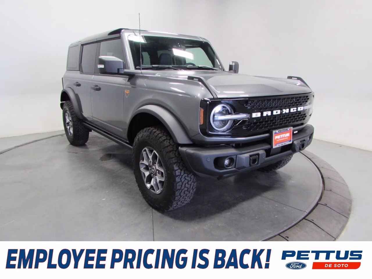 2025 Carbonized Gray Metallic Ford Bronco Badlands 4X4 SUV