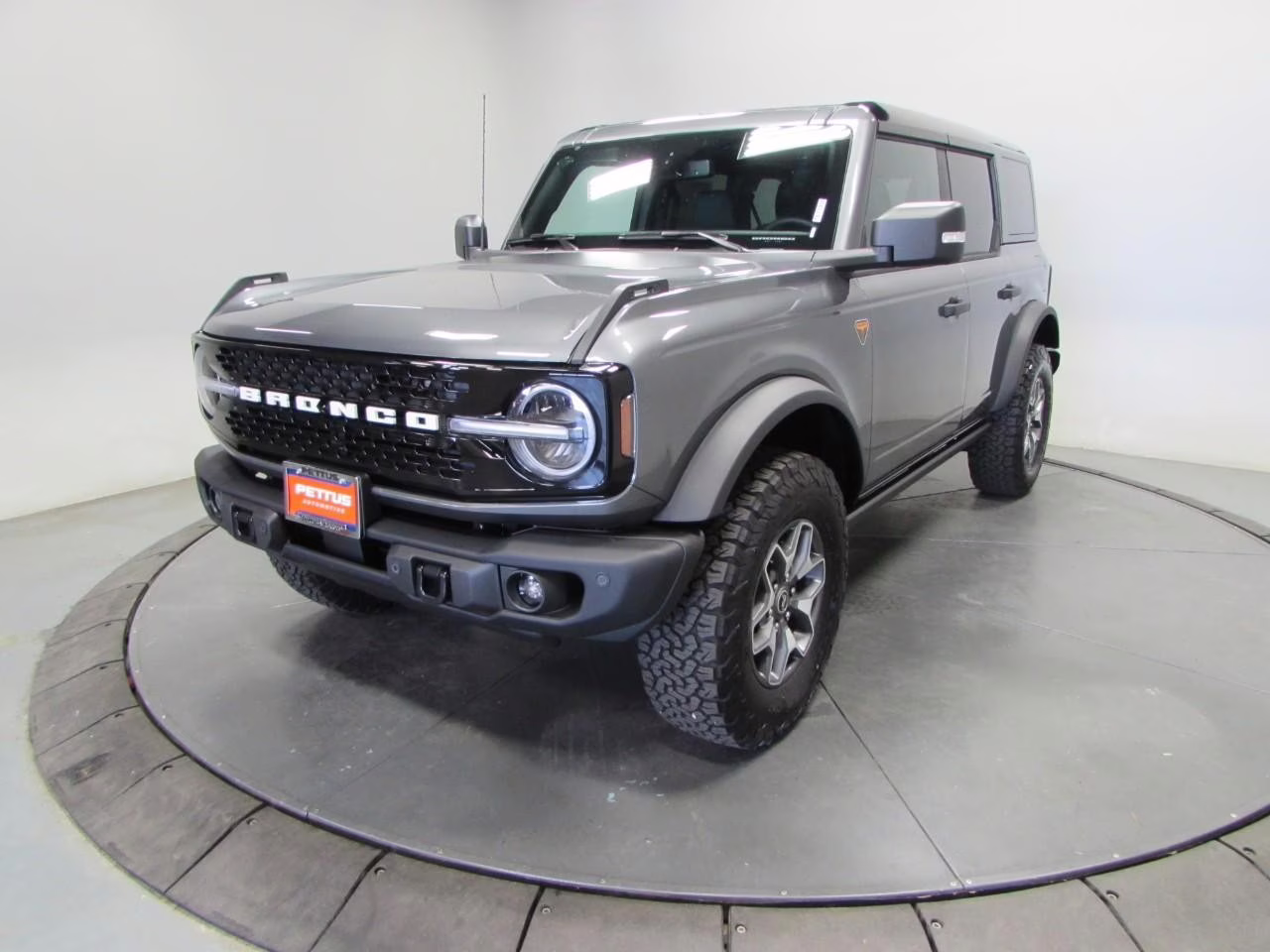 2025 Carbonized Gray Metallic Ford Bronco Badlands 4X4 SUV