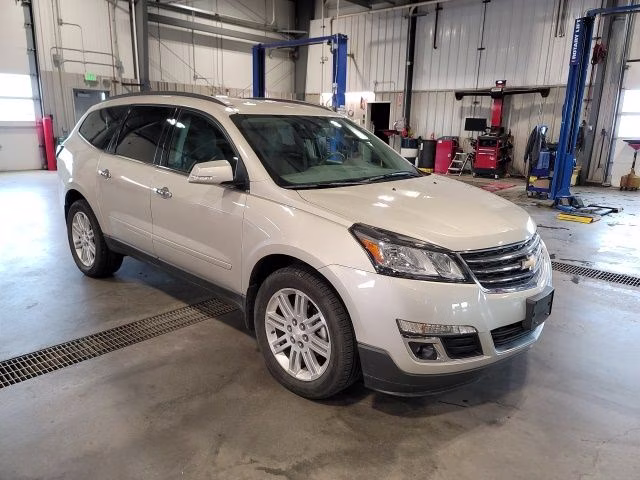 2013 Champagne Silver Metallic Chevrolet Traverse LT AWD SUV