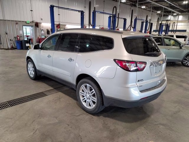 2013 Champagne Silver Metallic Chevrolet Traverse LT AWD SUV