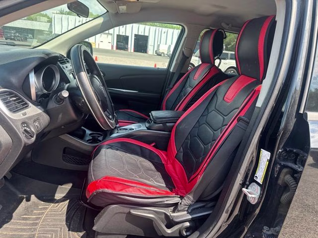 2018 Pitch Black Clearcoat Dodge Journey SE FWD SUV