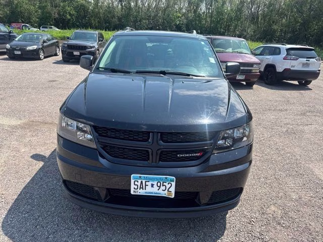 2018 Pitch Black Clearcoat Dodge Journey SE FWD SUV