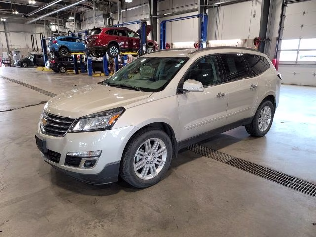 2013 Champagne Silver Metallic Chevrolet Traverse LT AWD SUV