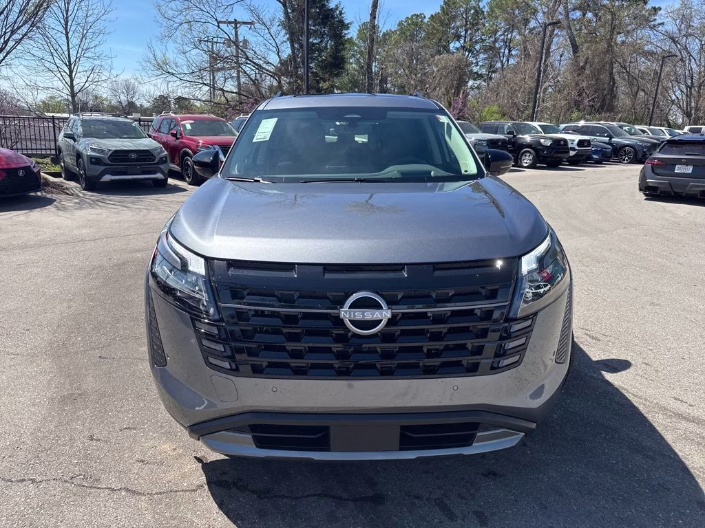 2026 Gun Metallic Nissan Pathfinder Platinum FWD SUV