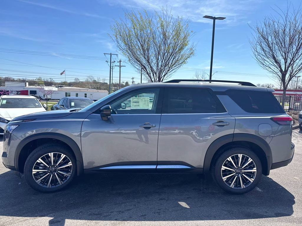 2026 Gun Metallic Nissan Pathfinder Platinum FWD SUV