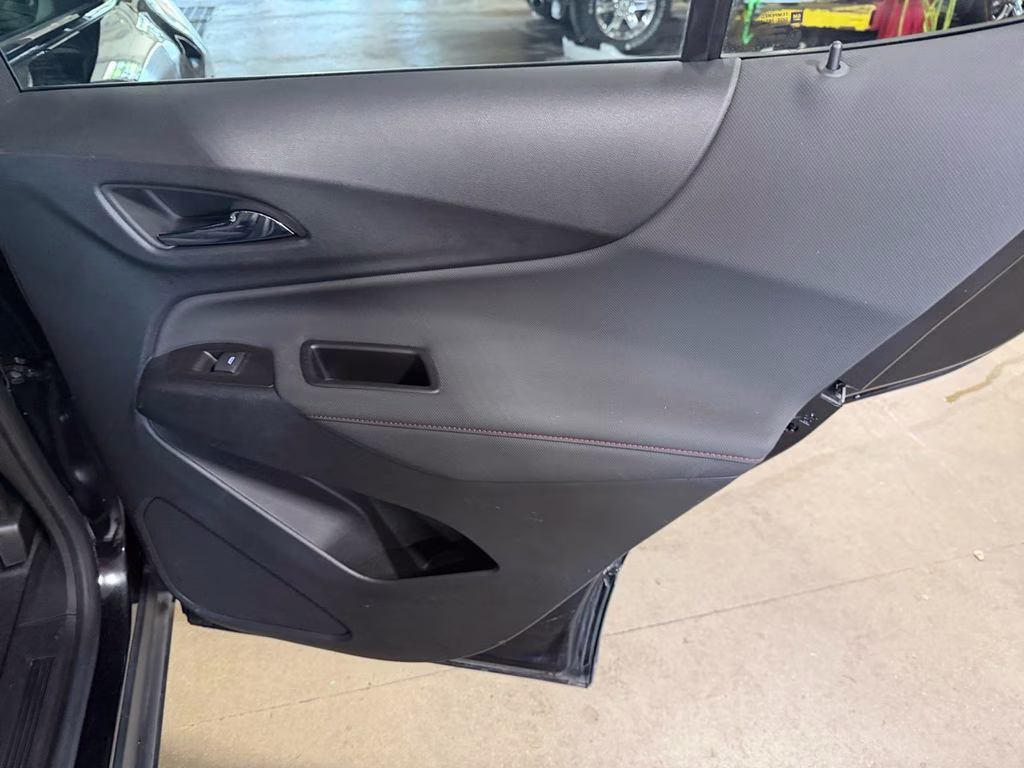 2022 Mosaic Black Metallic Chevrolet Equinox RS AWD SUV