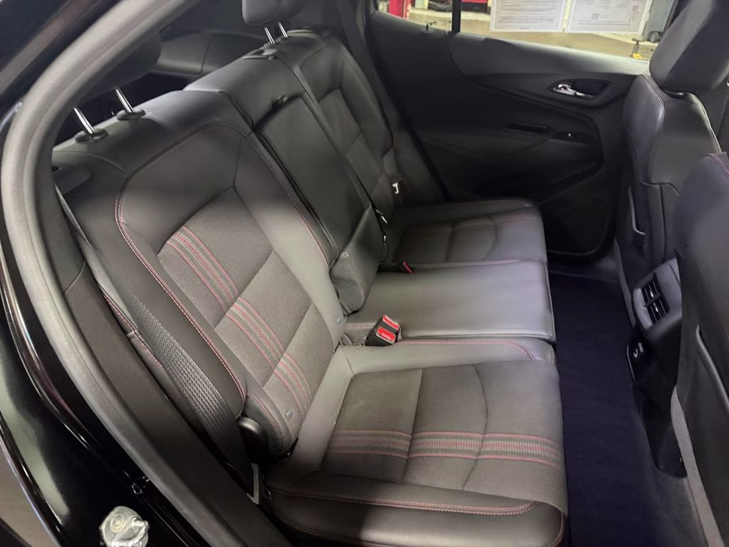 2022 Mosaic Black Metallic Chevrolet Equinox RS AWD SUV
