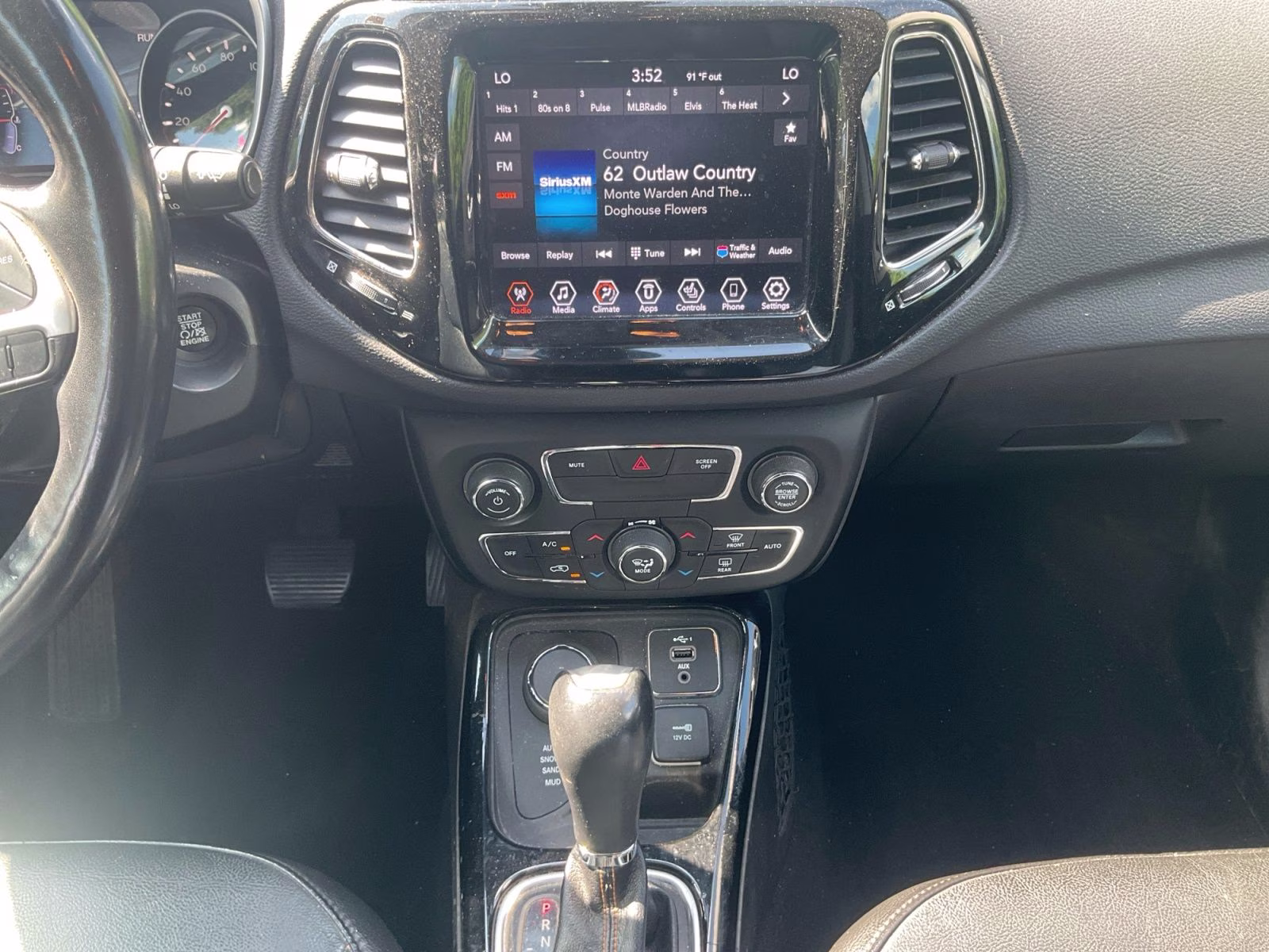 2020 Granite Crystal Metallic Clearcoat Jeep Compass Limited 4X4 SUV