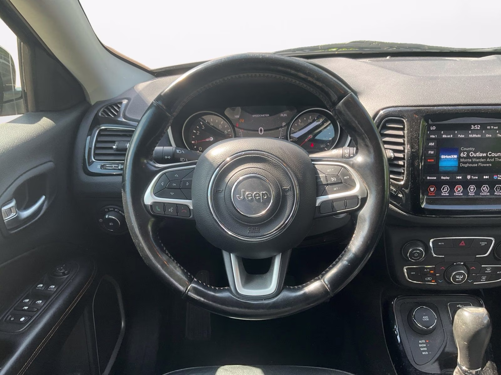 2020 Granite Crystal Metallic Clearcoat Jeep Compass Limited 4X4 SUV