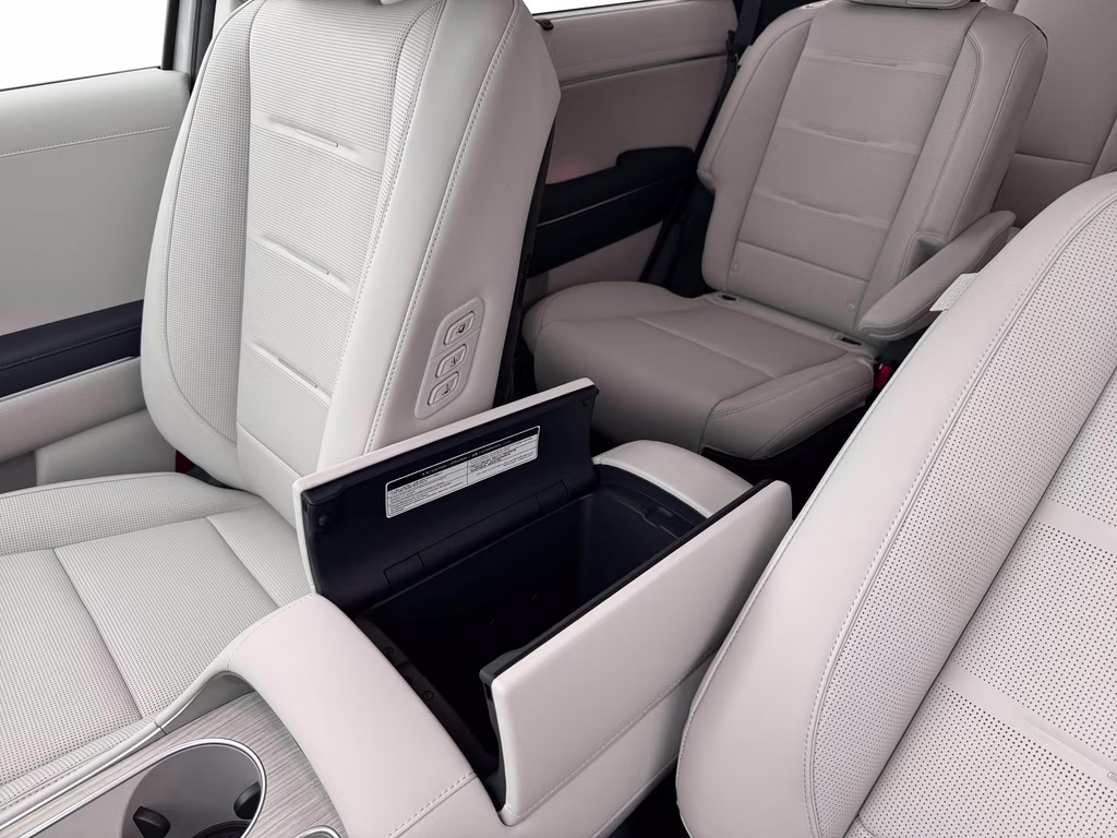 2026 Abyss Black Pearl Hyundai Palisade Calligraphy FWD SUV