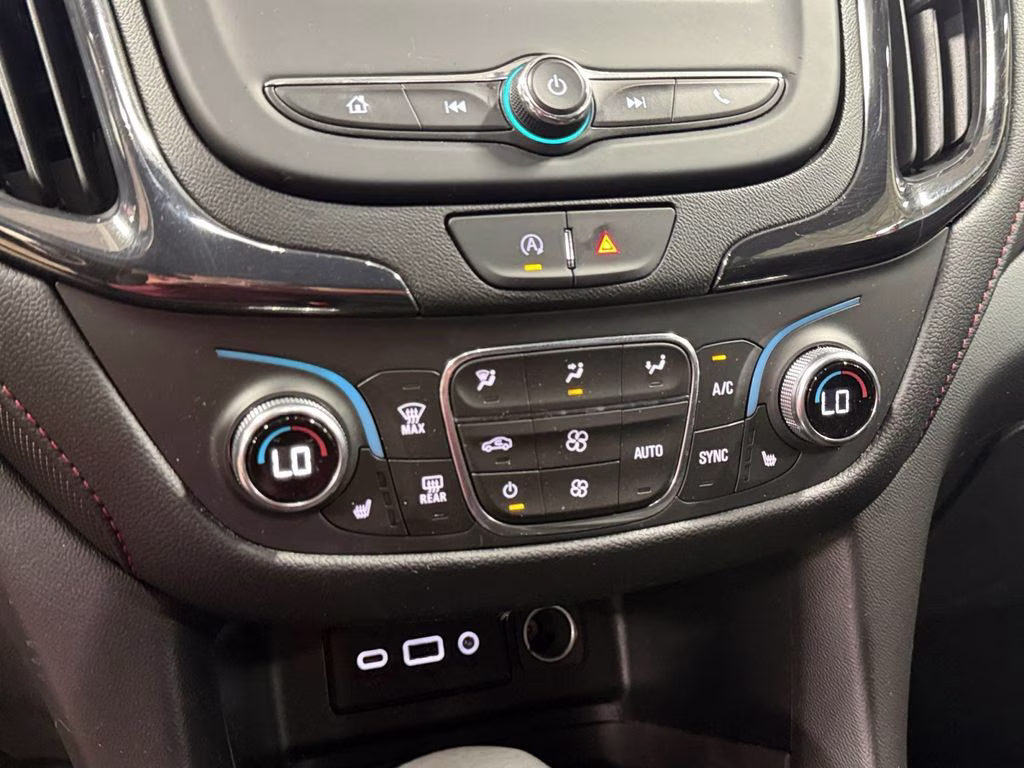 2022 Mosaic Black Metallic Chevrolet Equinox RS AWD SUV