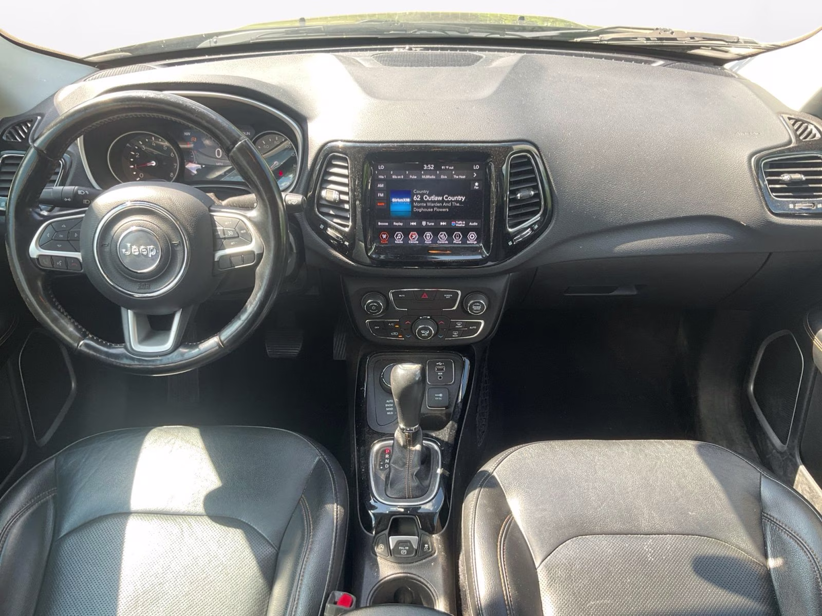 2020 Granite Crystal Metallic Clearcoat Jeep Compass Limited 4X4 SUV