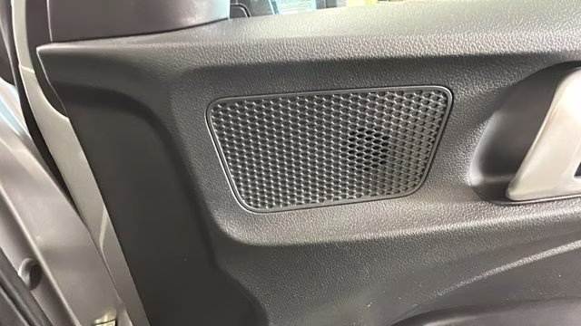 2023 Shimmering Silver Hyundai Venue SEL FWD SUV