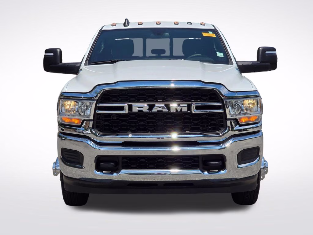 2023 Pearl White Ram 3500 Tradesman 4X4 Truck