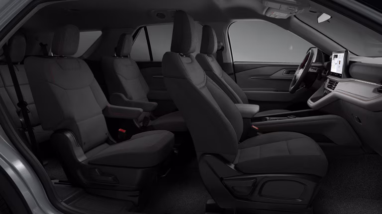 2026 Space White Metallic Ford Explorer Active 4X4 SUV