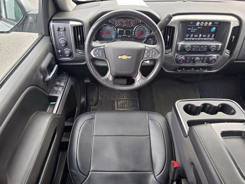 2017 Silver Ice Metallic Chevrolet Silverado 1500 LT 4X4 Truck