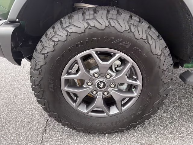 2025 Eruption Green Metallic Ford Bronco Badlands 4X4 Convertible