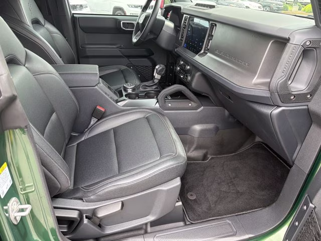 2025 Eruption Green Metallic Ford Bronco Badlands 4X4 Convertible