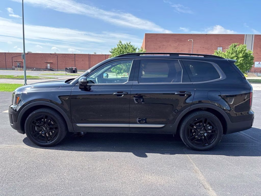 2023 Ebony Black Kia Telluride SX X-Line AWD SUV