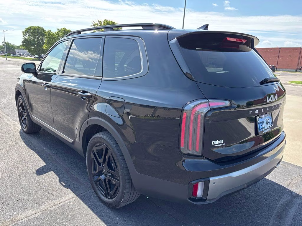 2023 Ebony Black Kia Telluride SX X-Line AWD SUV